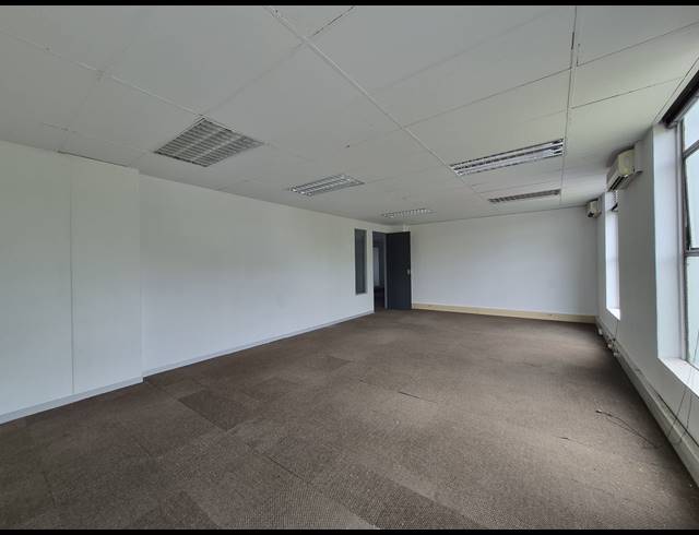 315M² OFFICE TO LET IN CRAIGHALL